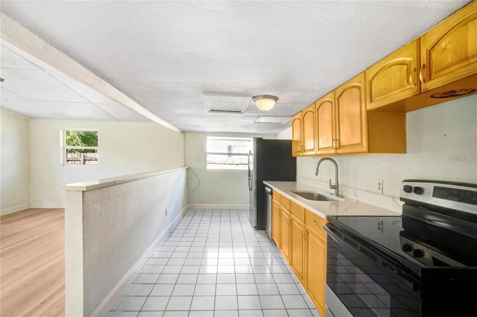 2521 HIGHLAND ACRES DRIVE