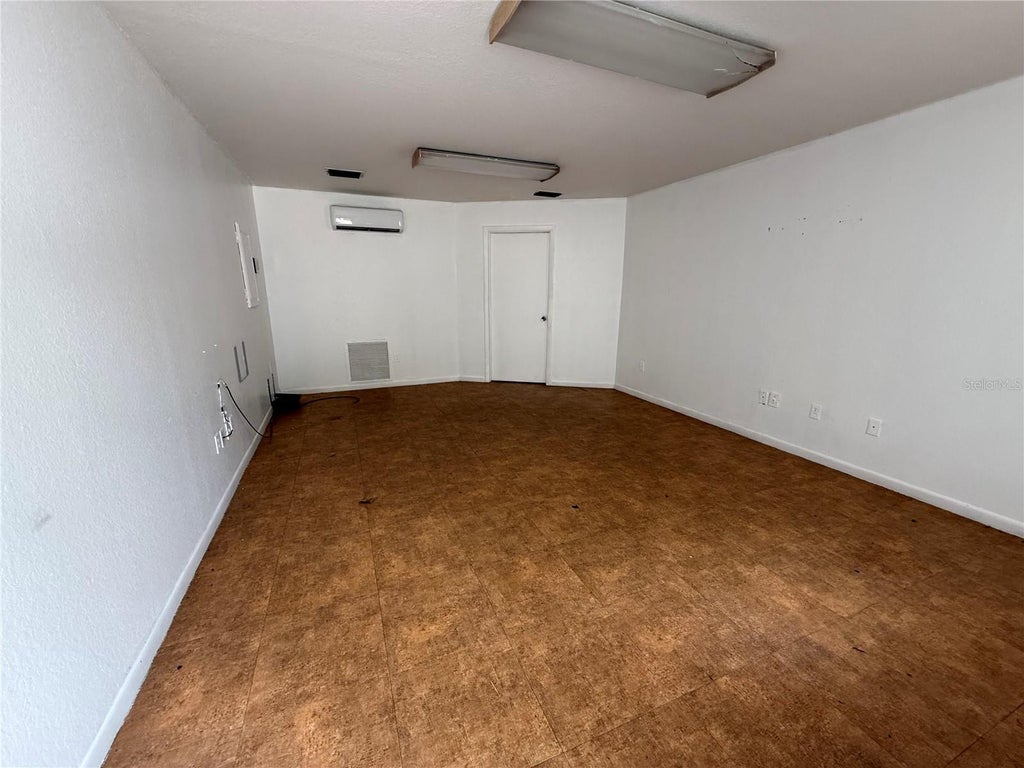 Photo of 4241 SE 53rd Avenue #1, Ocala, FL 34480 (MLS # OM726411)