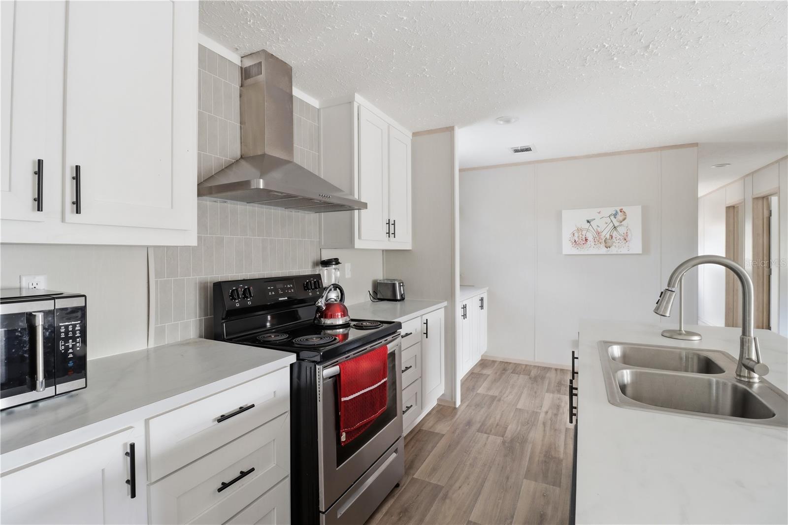 LAKE TROPICANA RANCHETTES 13 - Residential