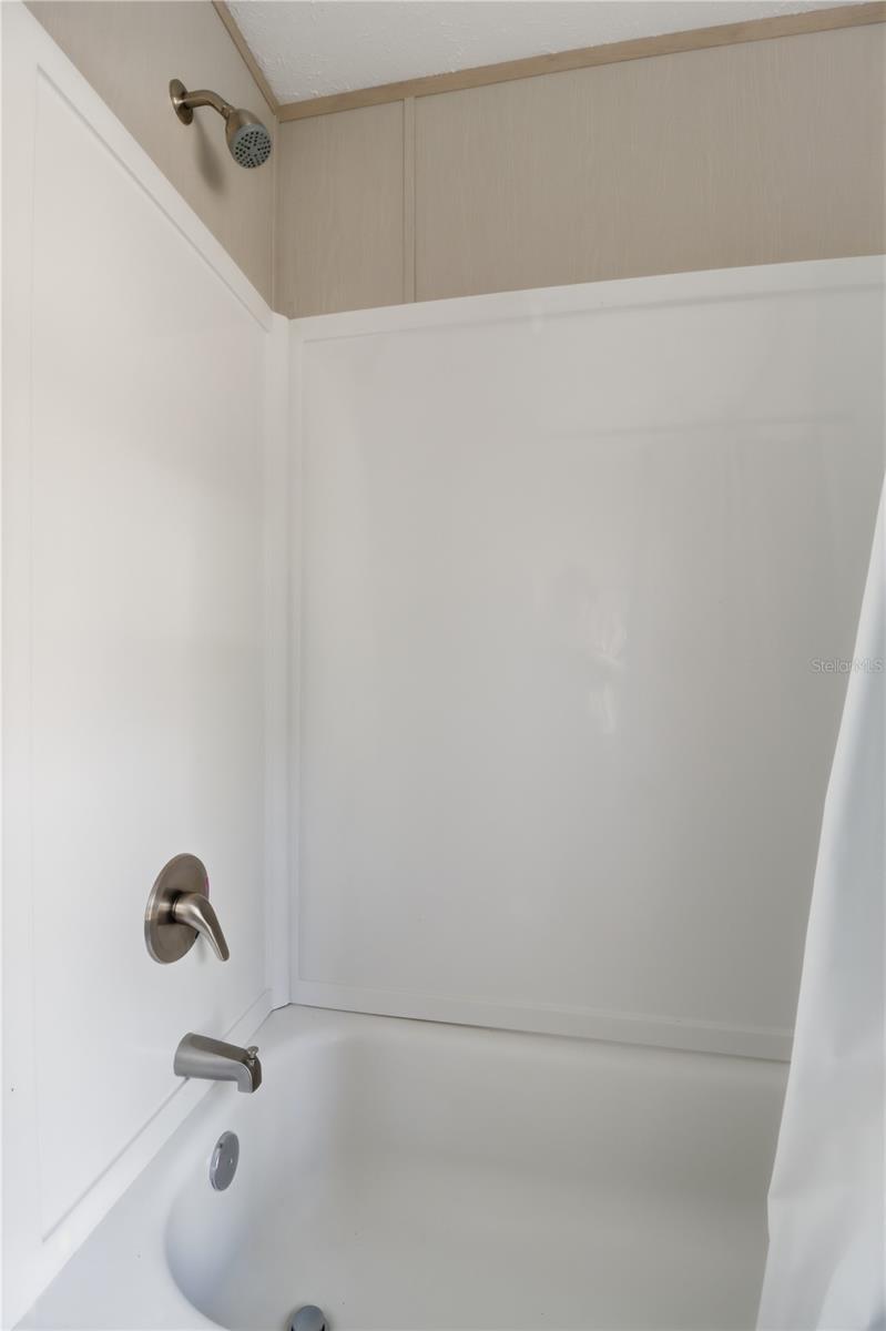 LAKE TROPICANA RANCHETTES 13 - Residential