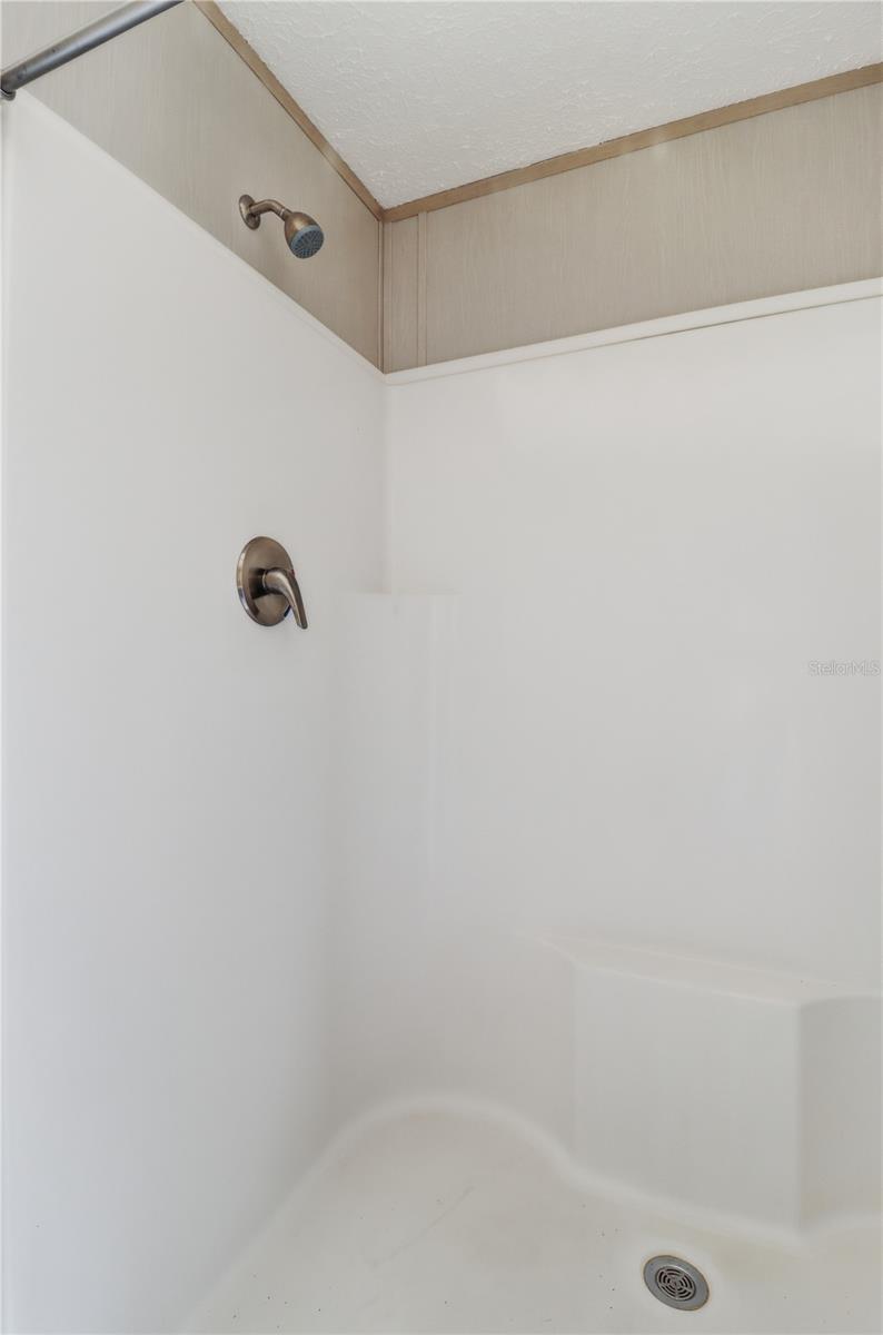 LAKE TROPICANA RANCHETTES 13 - Residential