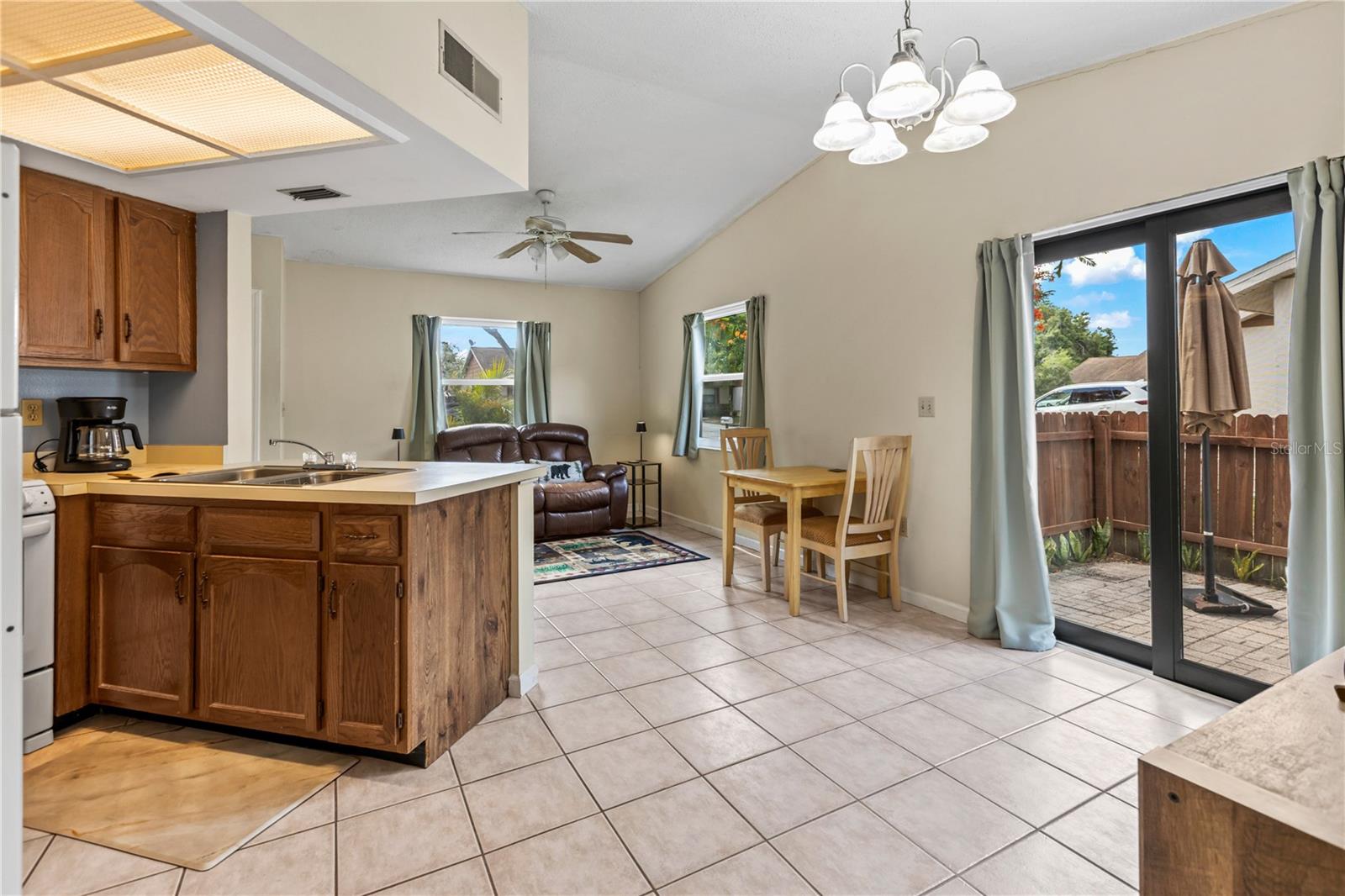DEER HOLLOW - Residential