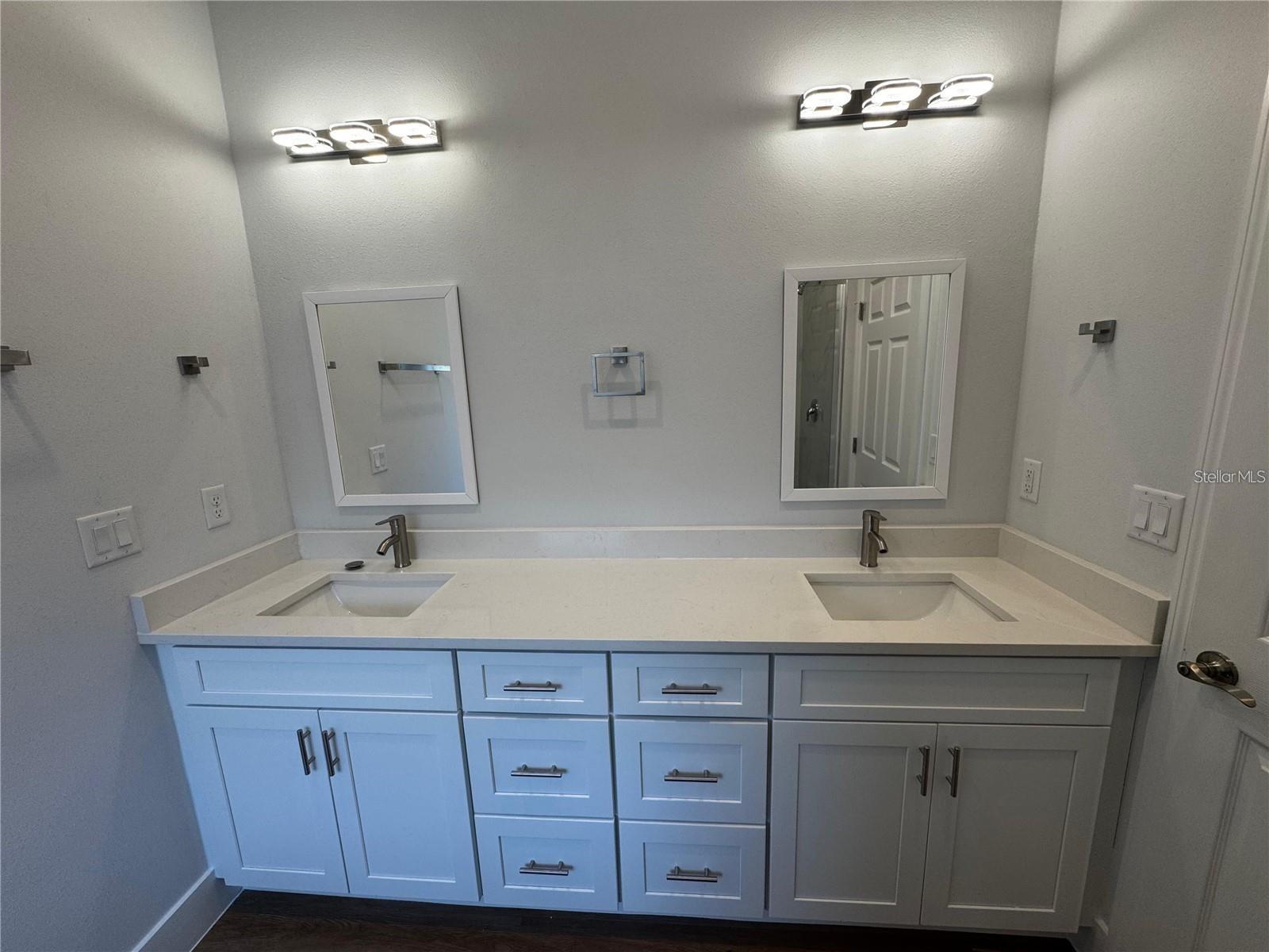 BLUE HERON GOLF + C.C. - Residential
