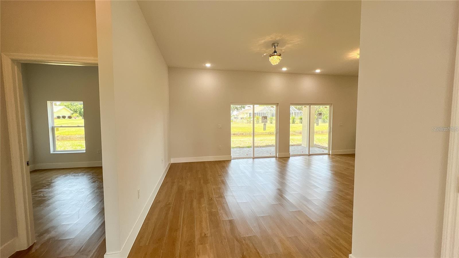 BLUE HERON GOLF + C.C. - Residential