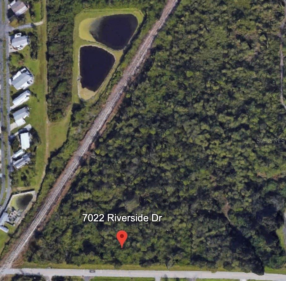 Vacant Land | Nearly 3 Acres
Here’s your chance to own land in the beautiful Shell Creek area along the highly sought-after Riverside Drive in Punta Gorda. This nearly 3-acre homesite offers the ideal setting to build your dream home, nestled in the charm of Old Florida.
Need more space? Adjacent lots are also available, allowing you to own up to 18.47 acres with Gulf access to the Peace River and Gasparilla Sound—a rare and exceptional opportunity for boating and nature enthusiasts. The property is currently in the process of being split into two lots. When completed, this lot will be approximately 2.79 acres. The split-off parcel (3.12 acres) is also available for $199,000. Located 3.5 miles to I-75, 5 miles to Punta Gorda Airport, 10 minutes to Downtown Punta Gorda, and only 45 minutes to beautiful Gulf beaches. Whether you're planning a private estate or family compound, this property offers unmatched location and potential. Don't miss your chance—opportunities like this are few and far between!