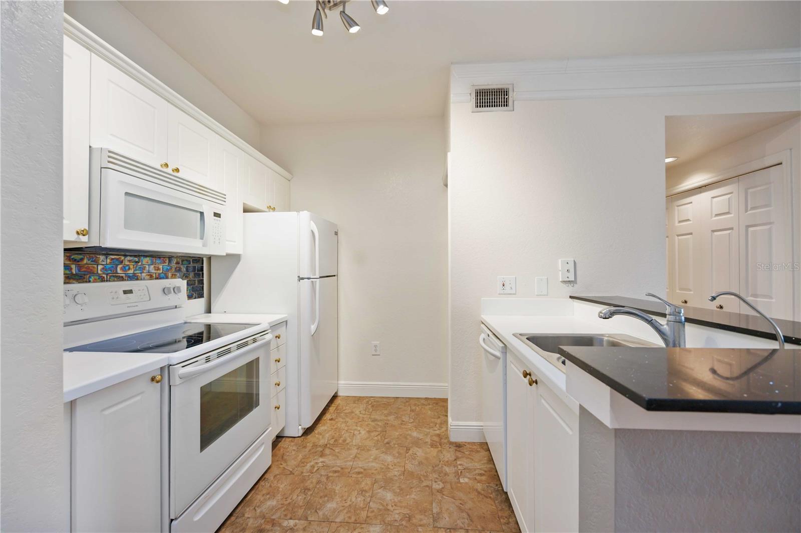 SERENADE ON PALMER RANCH - Residential