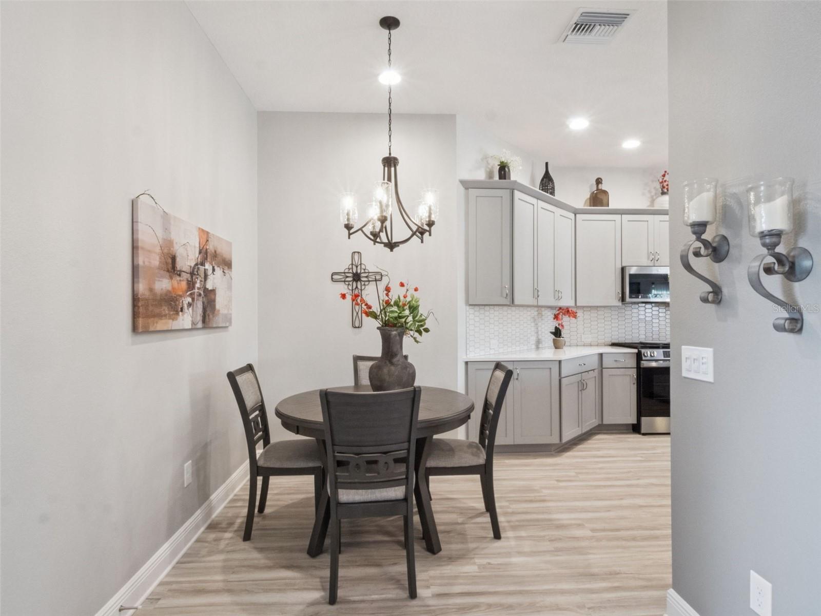 VILLAGES/SOUTHERN OAKS UN #219 - Residential