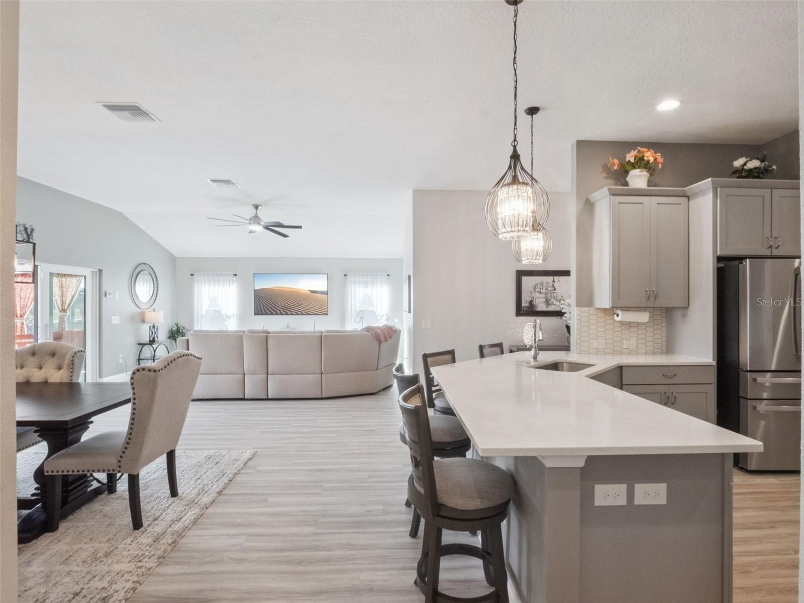 VILLAGES/SOUTHERN OAKS UN #219 - Residential