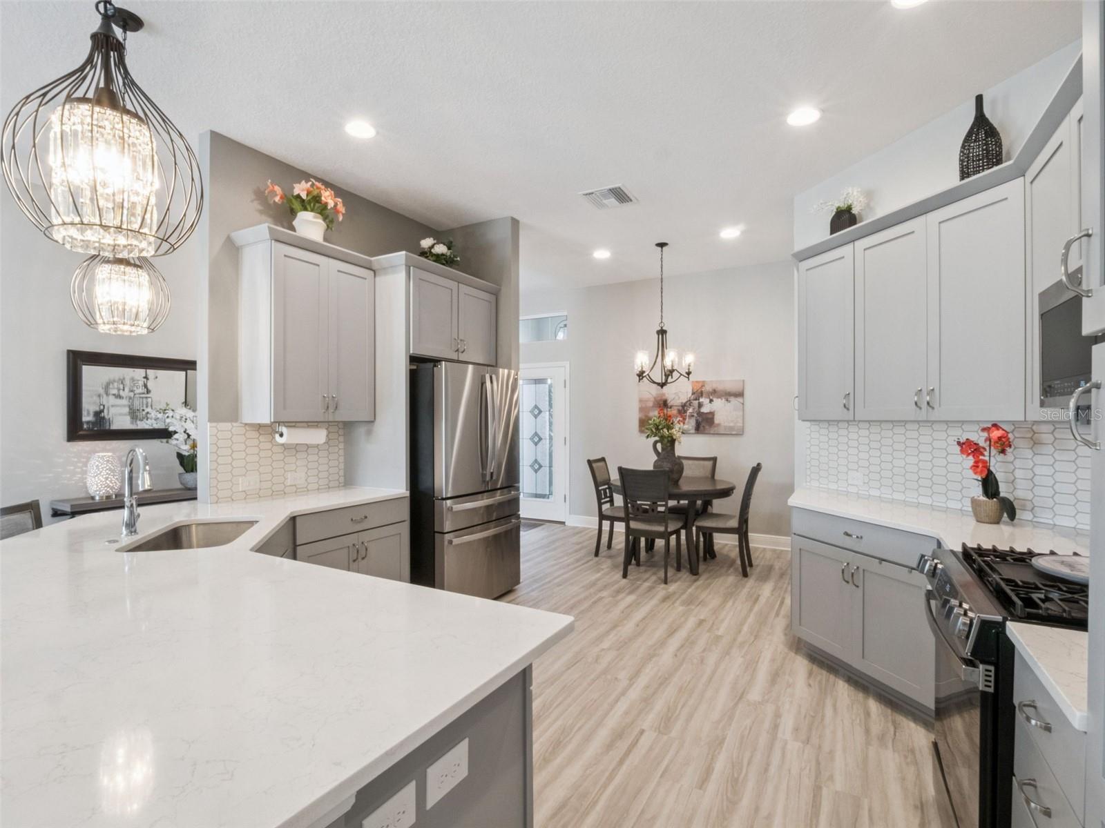 VILLAGES/SOUTHERN OAKS UN #219 - Residential