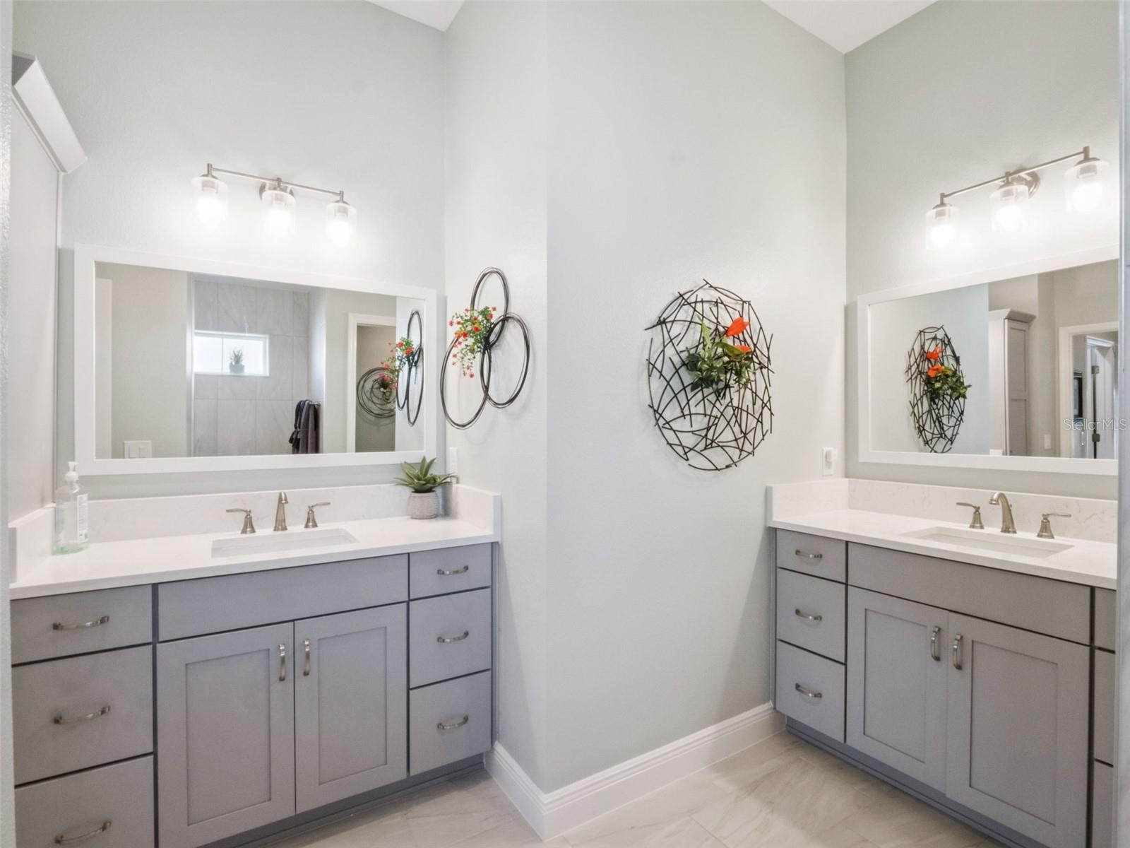 VILLAGES/SOUTHERN OAKS UN #219 - Residential