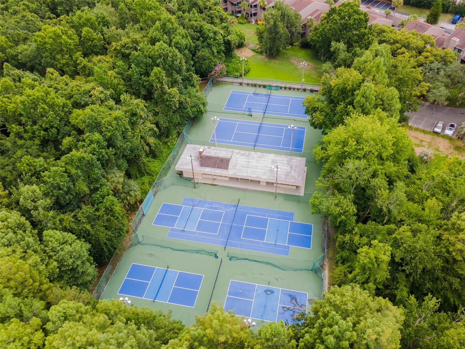 SPRINGS WHISPERING PINES SEC 1 - Residential
