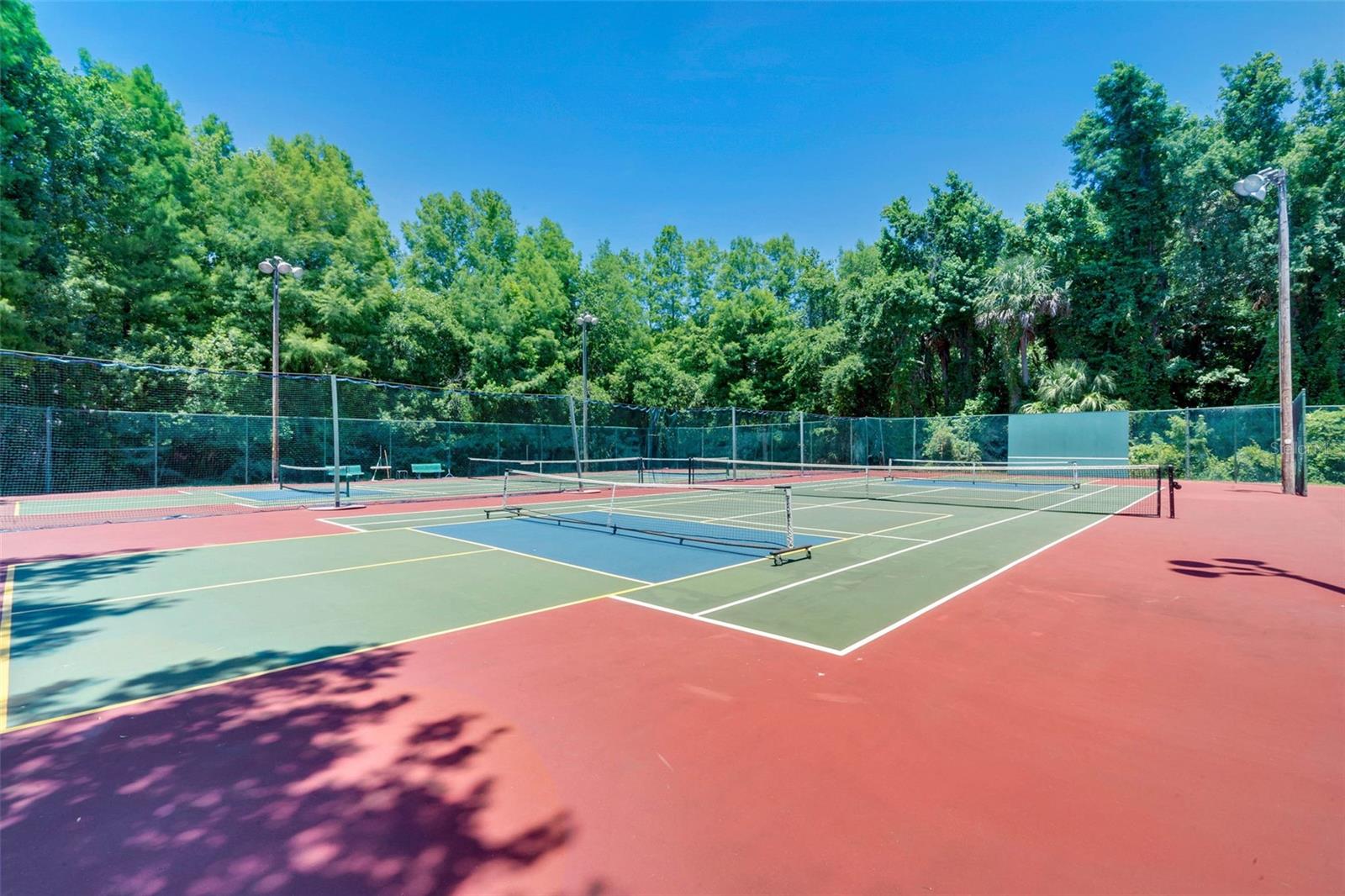 SPRINGS WHISPERING PINES SEC 1 - Residential