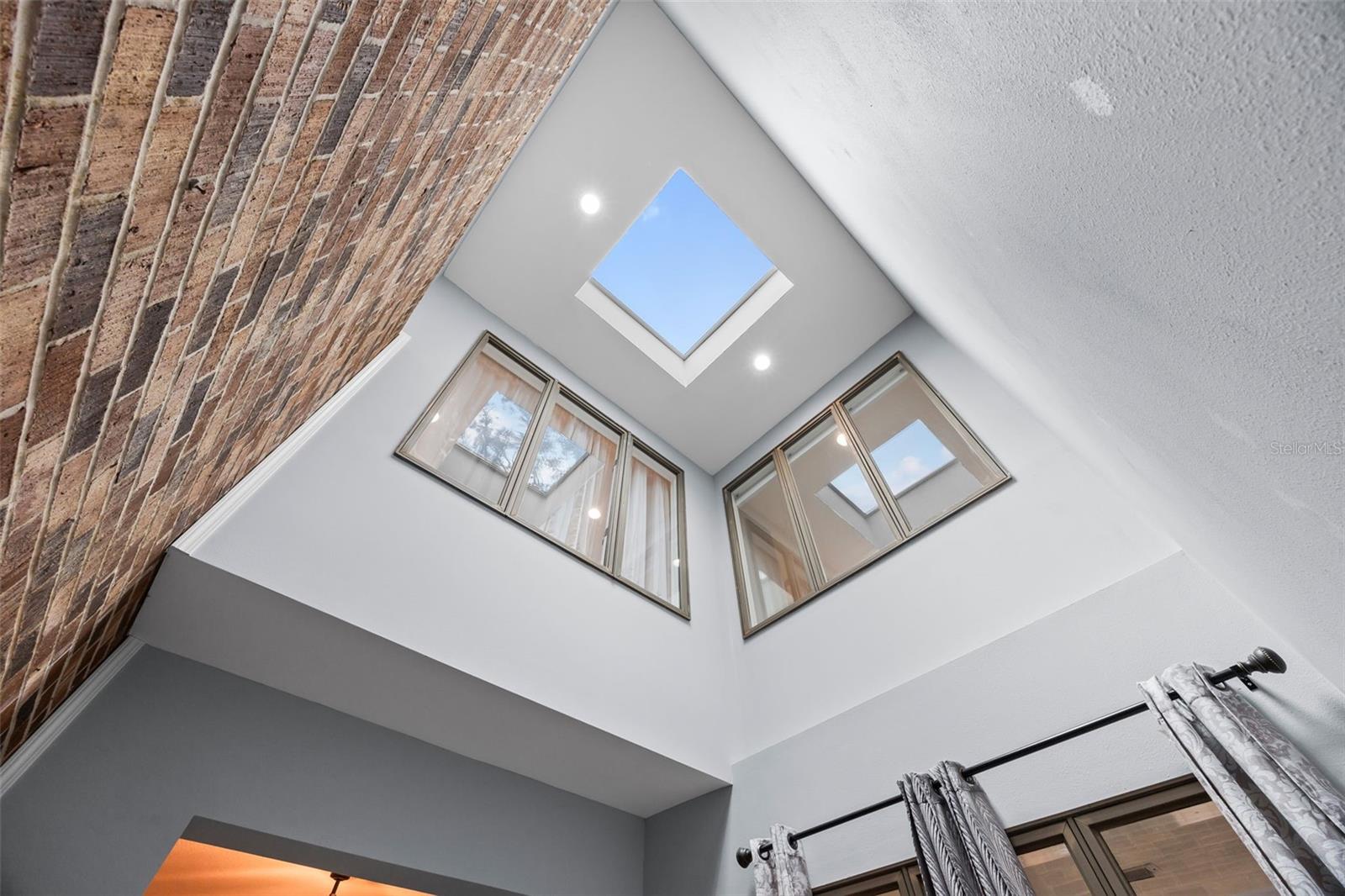 SPRINGS WHISPERING PINES SEC 1 - Residential