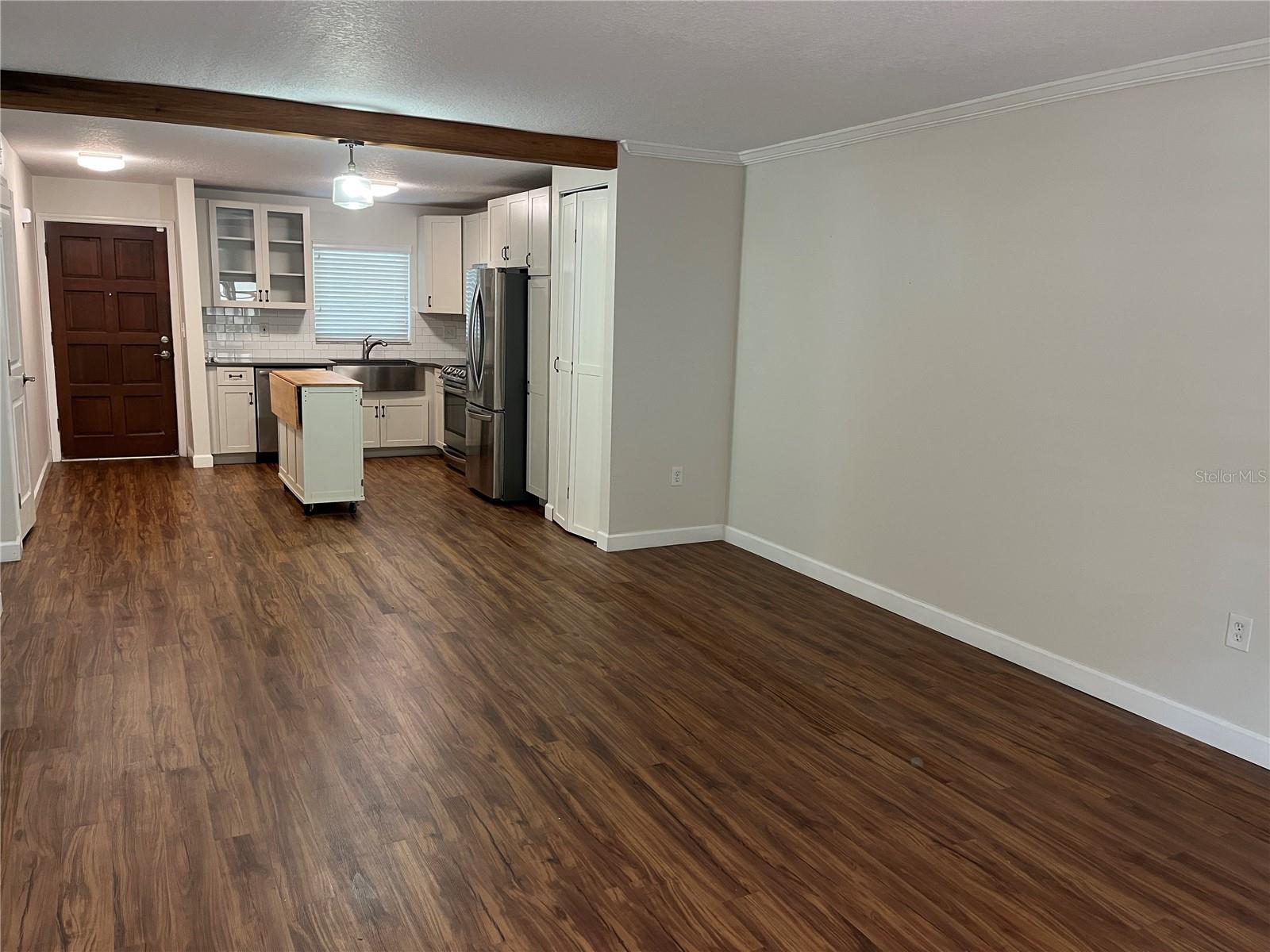 MAITLAND HOUSE - Residential Lease