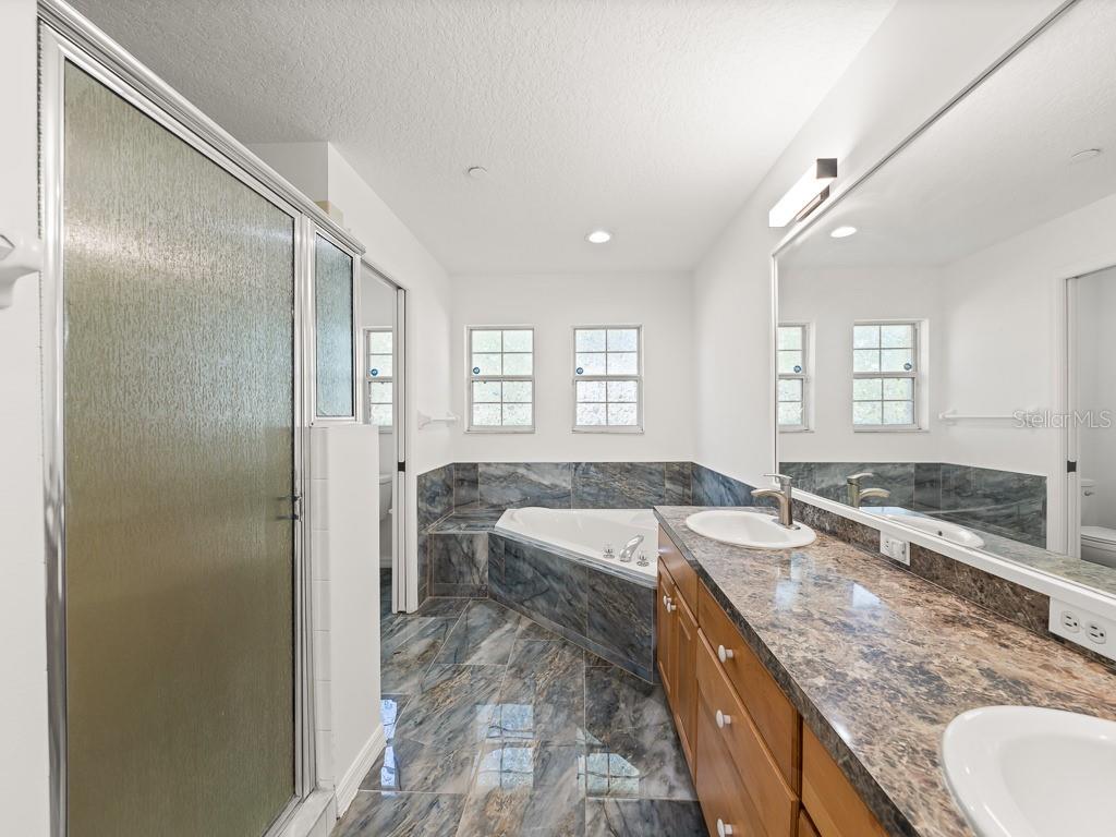 PARK/WOLFBRANCH OAKS PH 01 - Residential