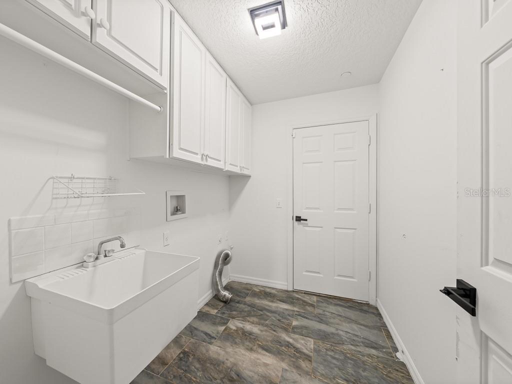 PARK/WOLFBRANCH OAKS PH 01 - Residential