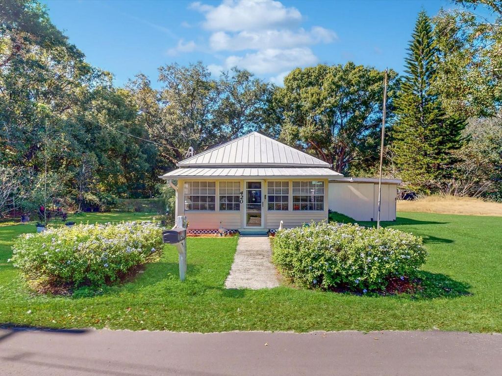 Photo of 420 Jacks Memorial Road, Saint Cloud, FL 34769 (MLS # S5138639)