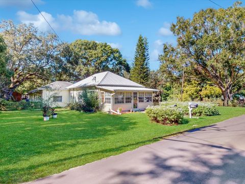 Photo of 420 Jacks Memorial Road, Saint Cloud, FL 34769 (MLS # S5138639)