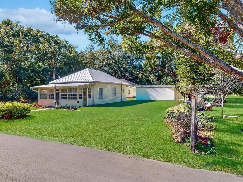 Photo of 420 Jacks Memorial Road, Saint Cloud, FL 34769 (MLS # S5138639)