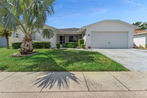 A home in LAKELAND