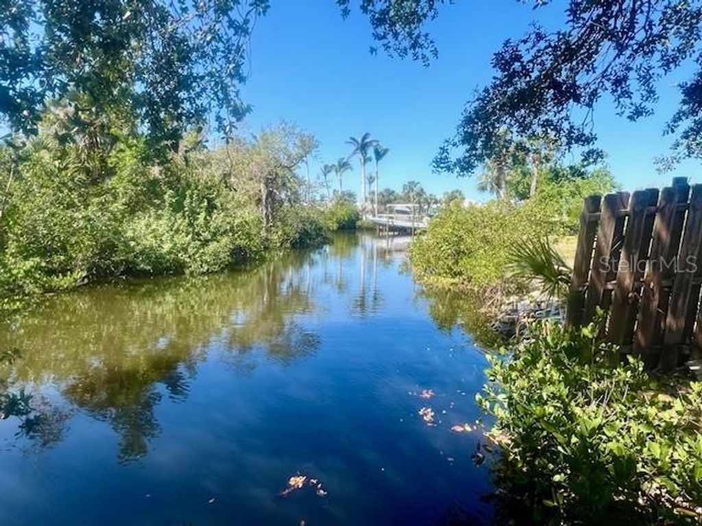 Photo of 321 Ravenna Street N, Nokomis, FL 34275 (MLS # G5094419)