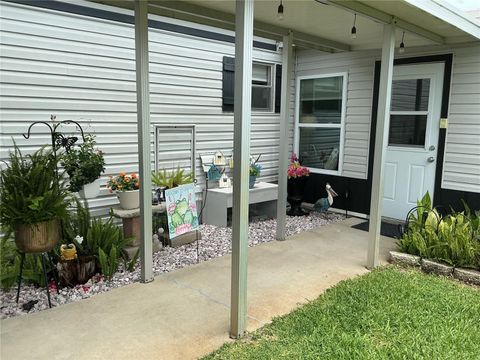 Tiny photo for 2409 Vindale Road, Tavares, FL 32778 (MLS # G5113074)
