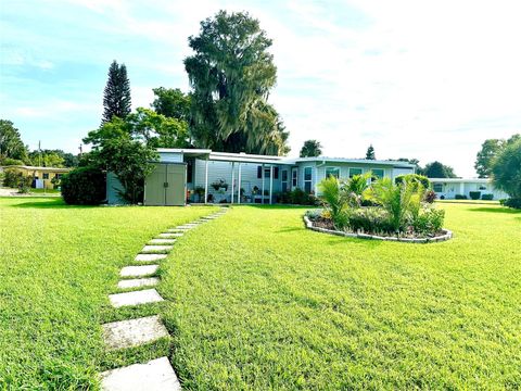 Tiny photo for 2409 Vindale Road, Tavares, FL 32778 (MLS # G5113074)