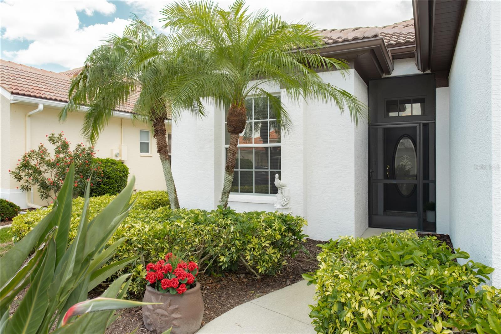 624 SILK OAK DRIVE