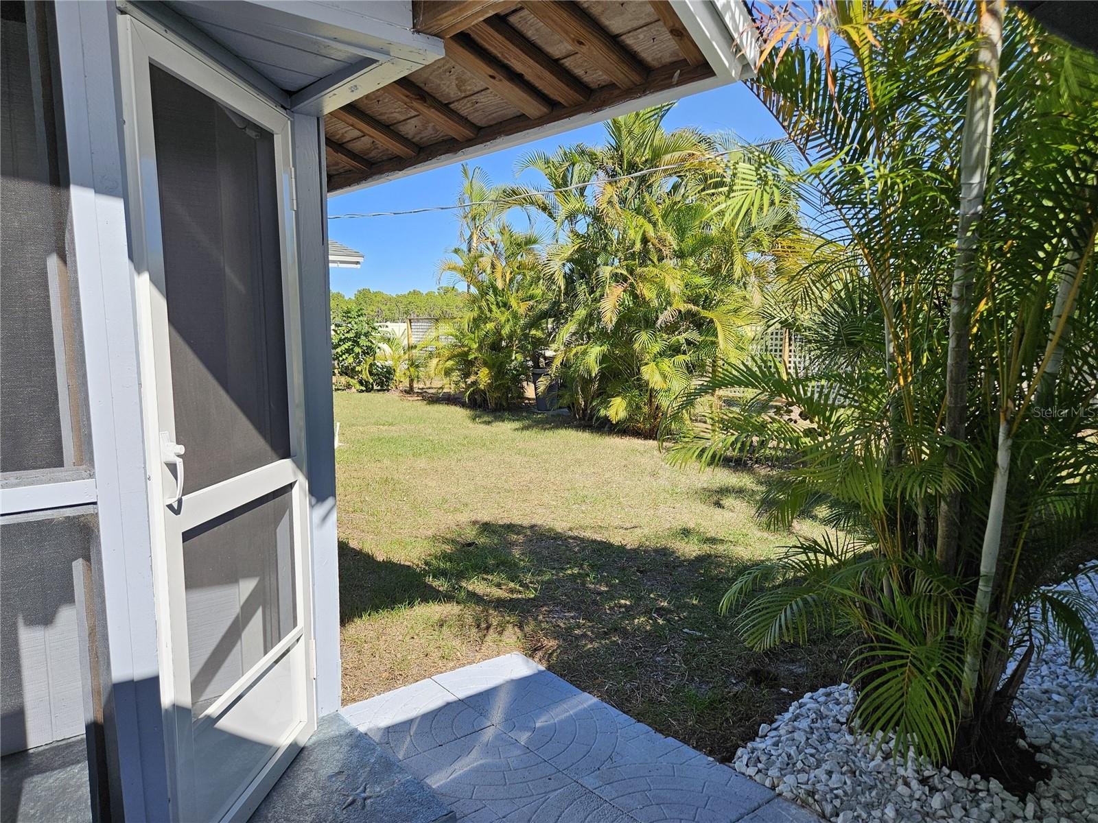 PINE LAKE - Residential Lease