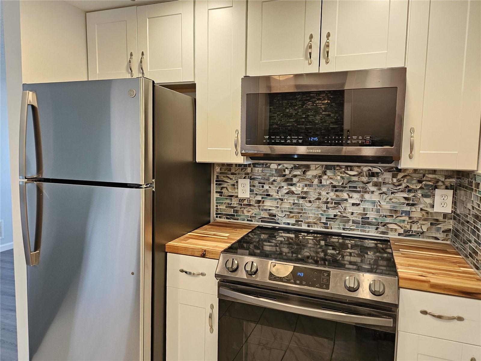 PINE LAKE - Residential Lease