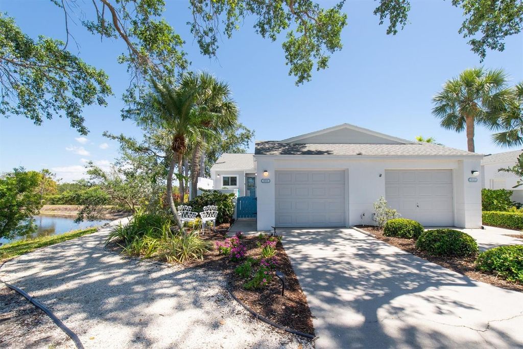 Photo of 801 Waterside Lane, Bradenton, FL 34209 (MLS # A4648761)