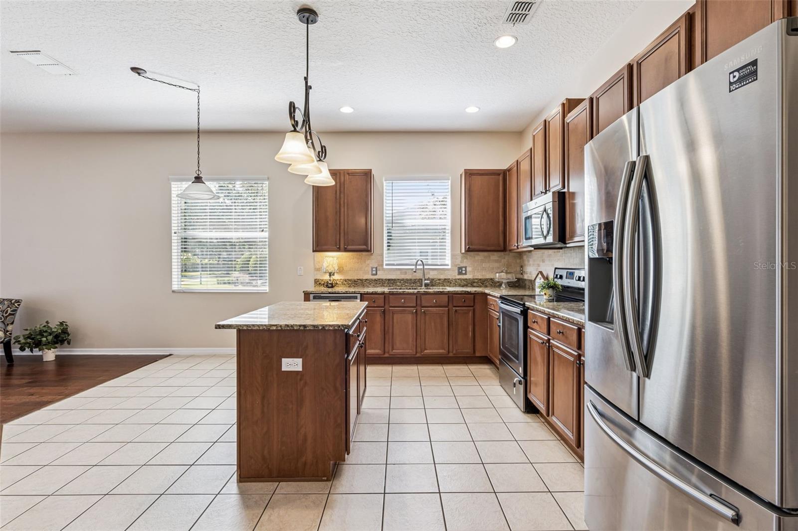 LIVE OAK RESERVE UNIT THREE - Residential