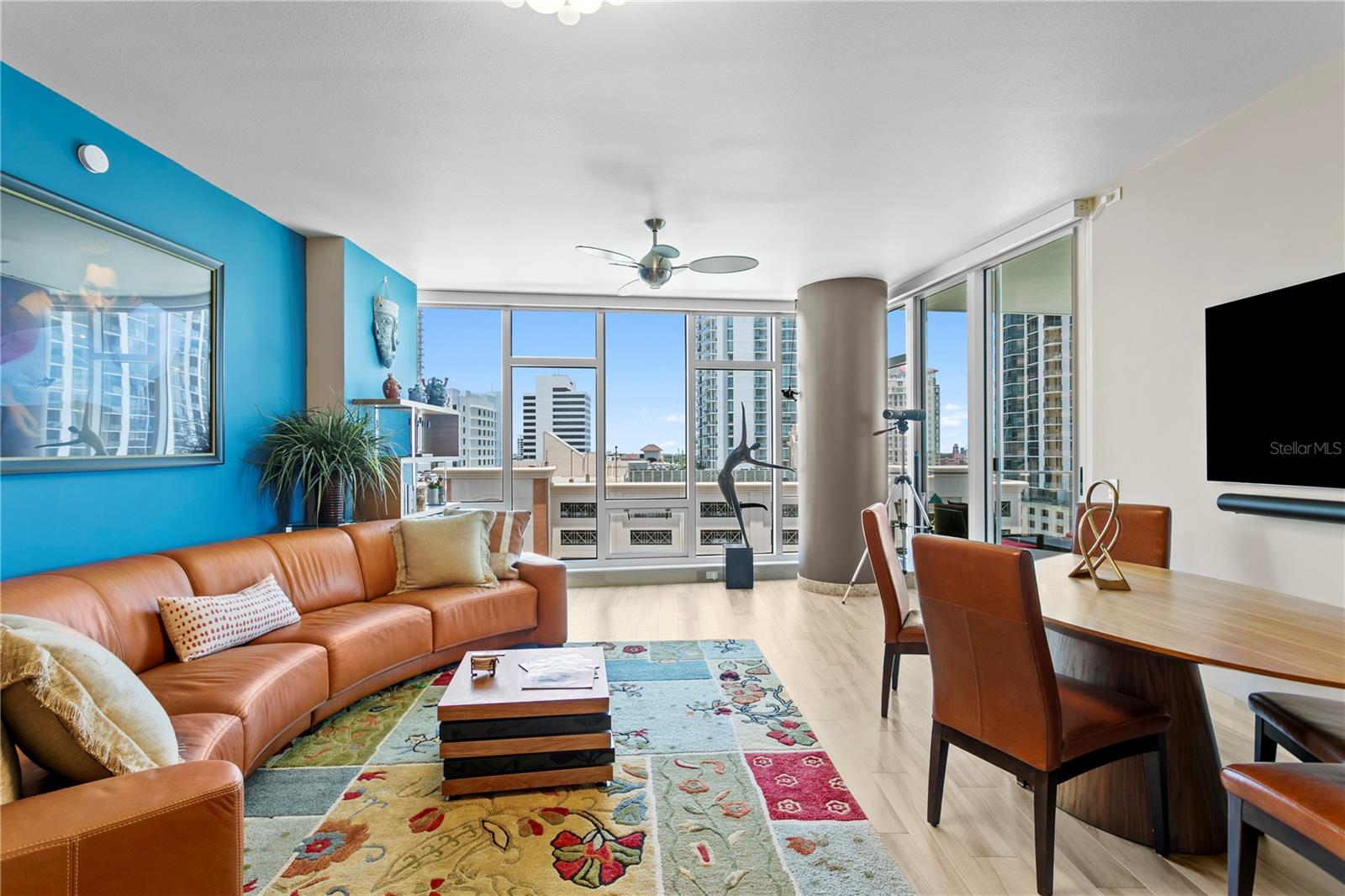 SIGNATURE PLACE CONDO - Residential