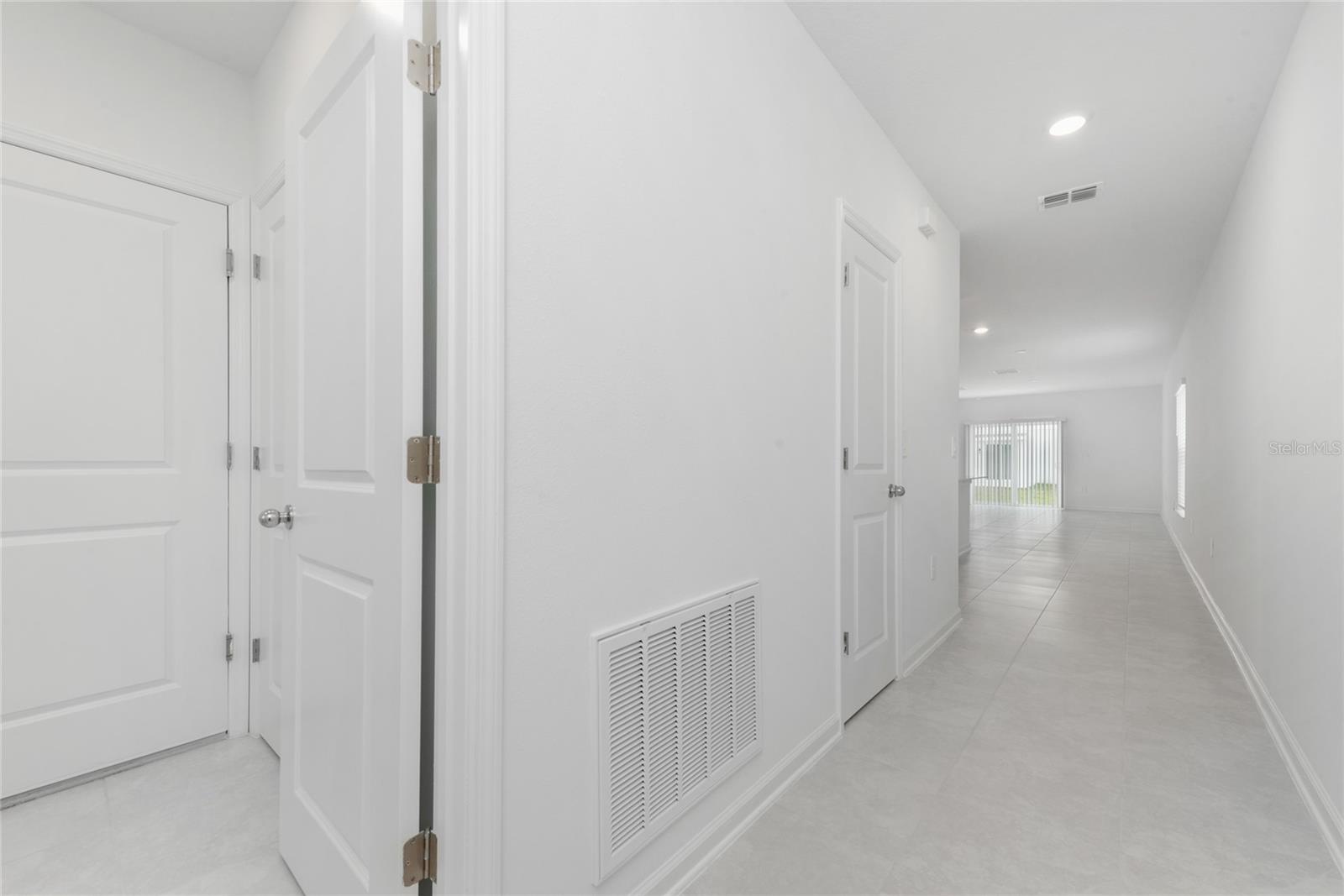 CASCADES - Residential Lease
