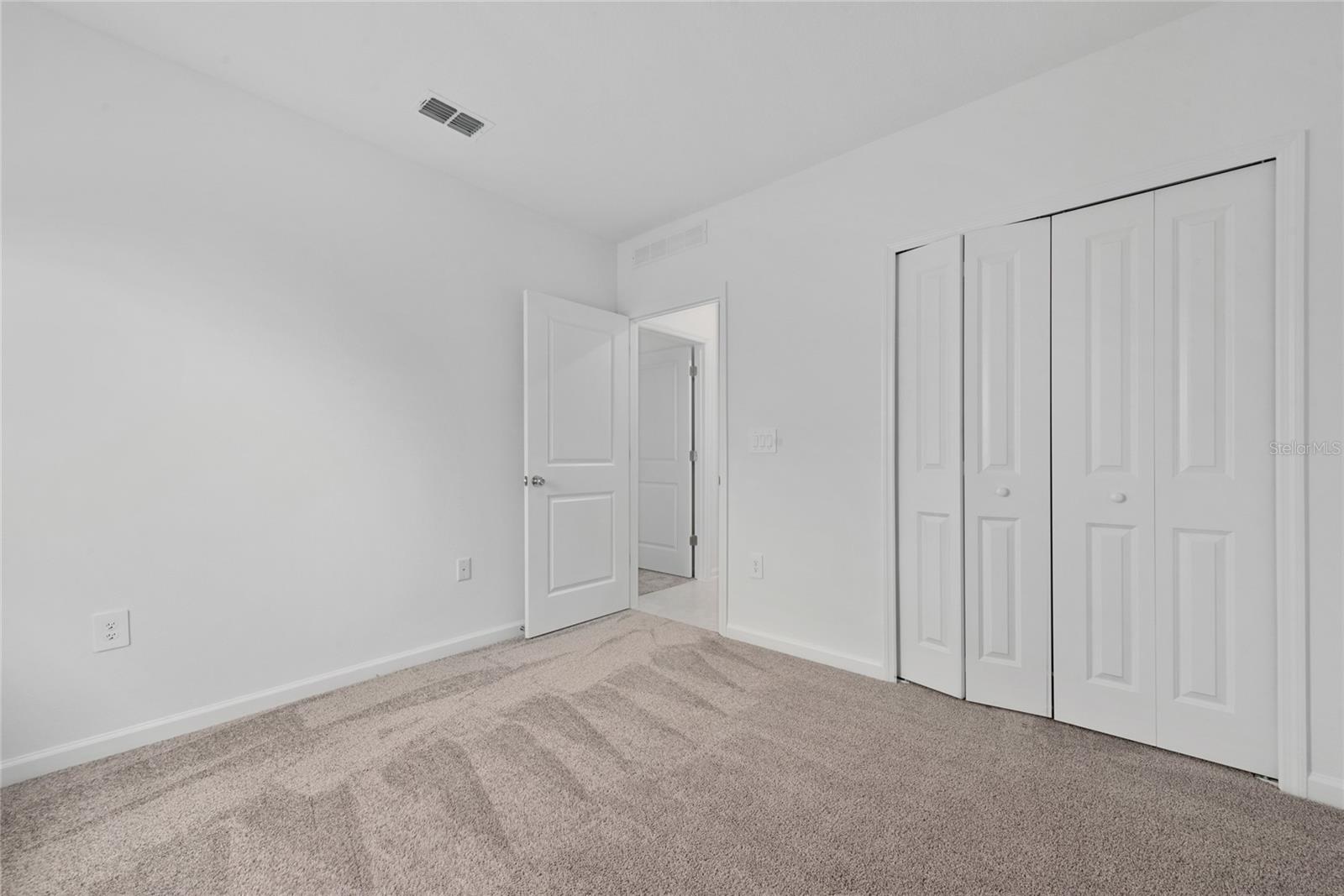 CASCADES - Residential Lease