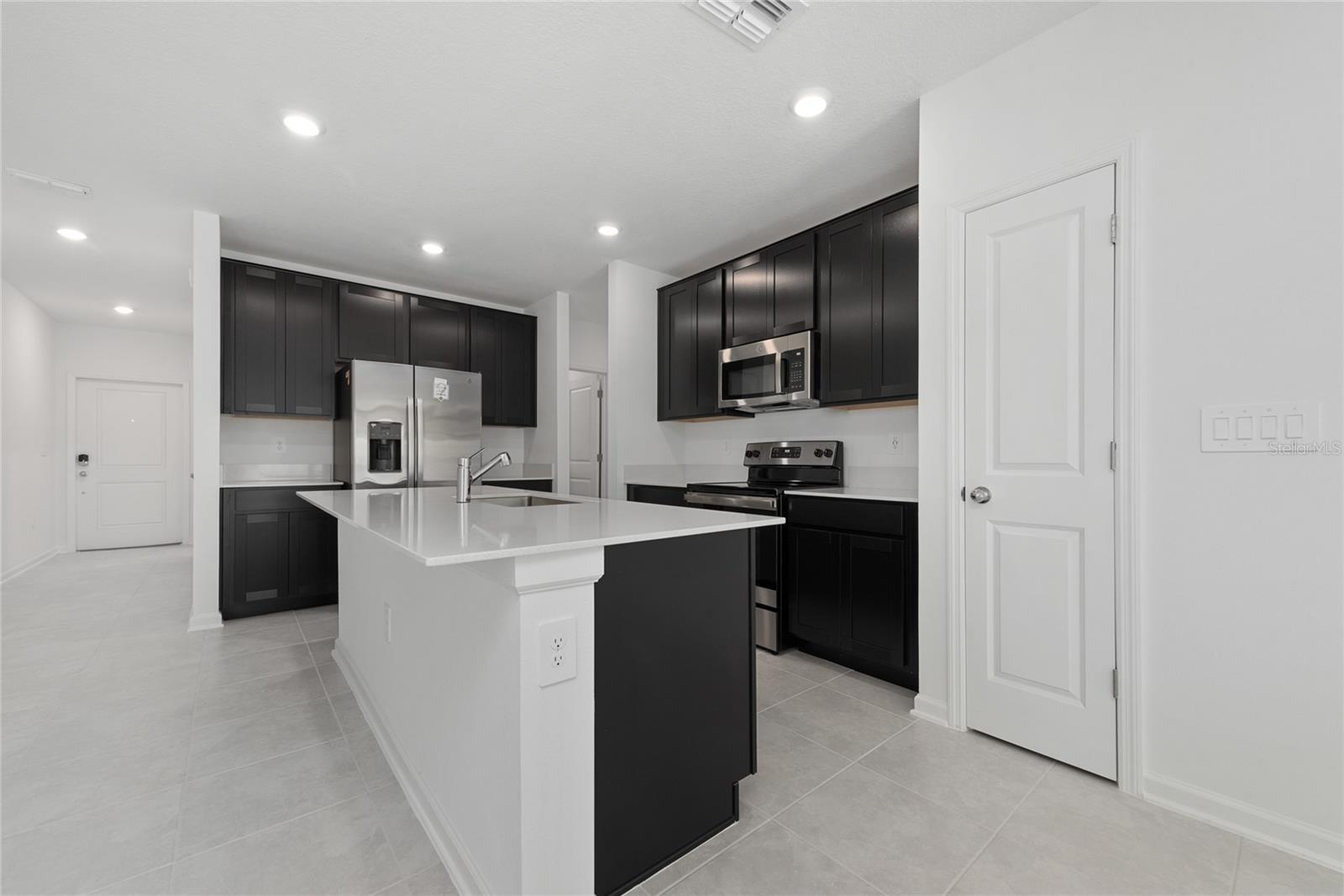 CASCADES - Residential Lease