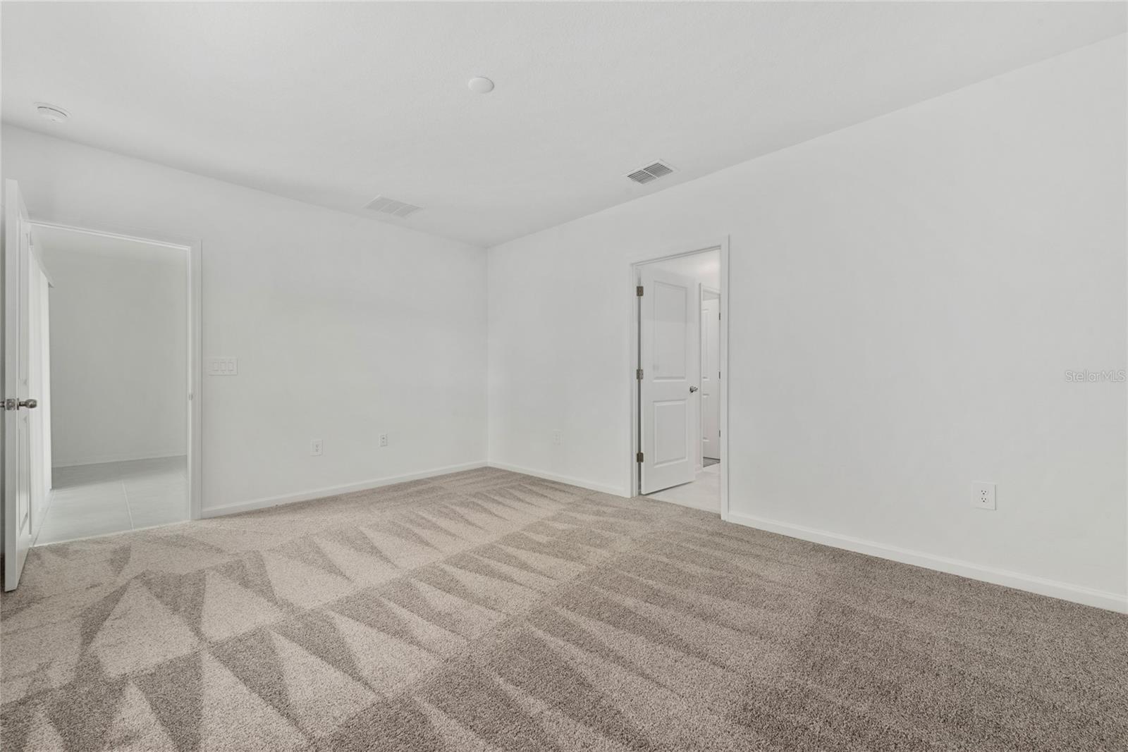 CASCADES - Residential Lease