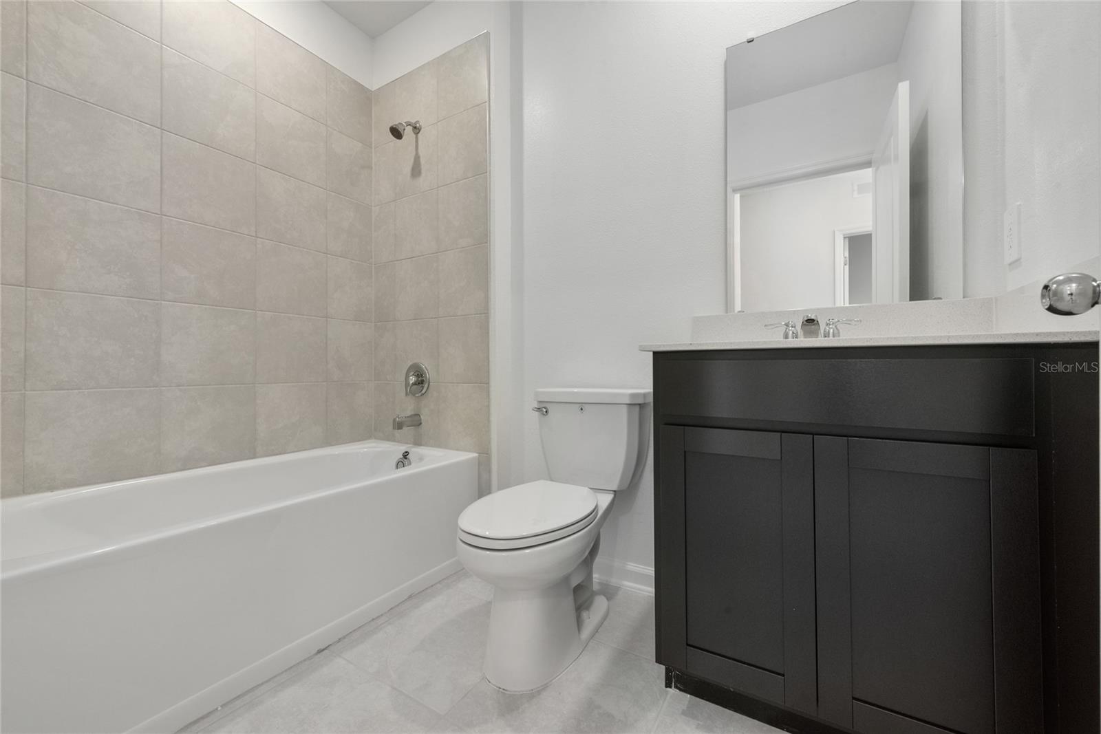 CASCADES - Residential Lease