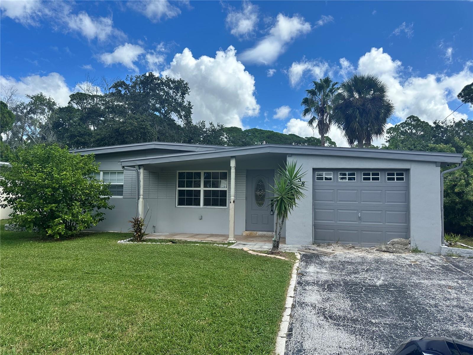 GULF COAST ESTATES - Residential