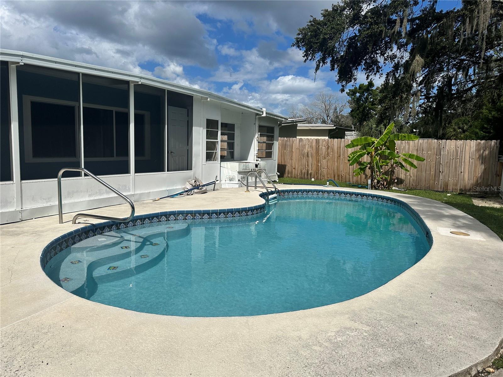 GULF COAST ESTATES - Residential