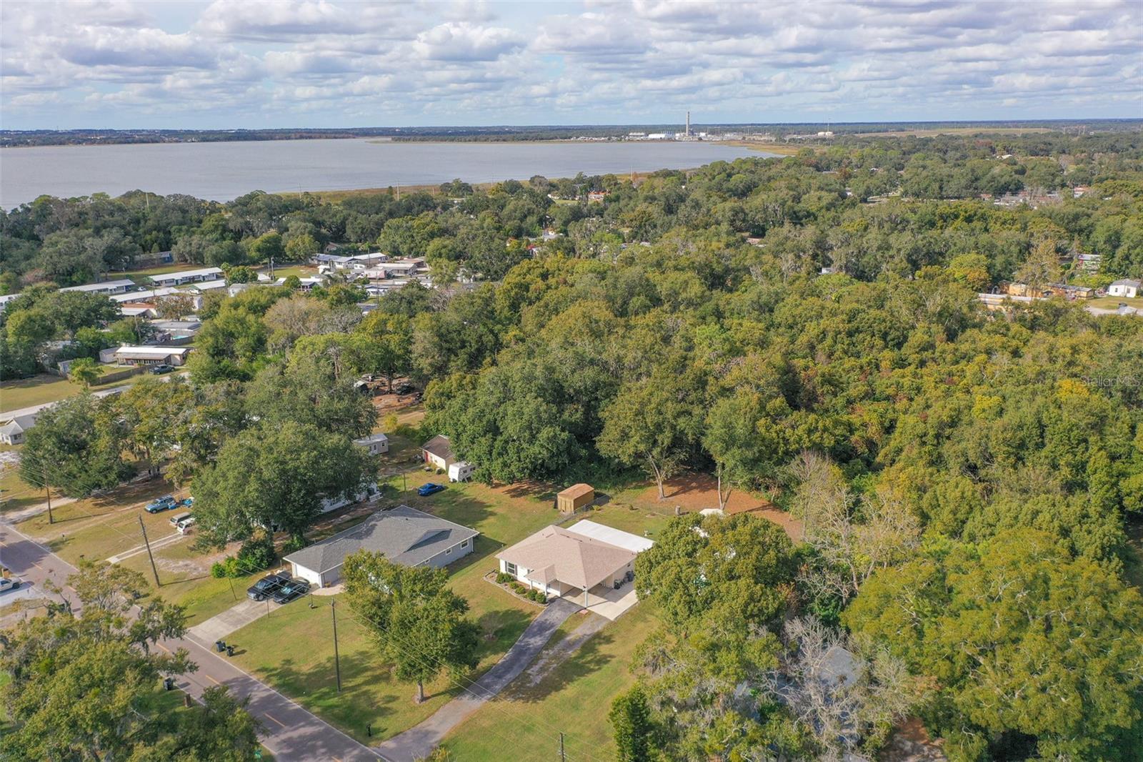 LAKEWOOD PARK - Residential