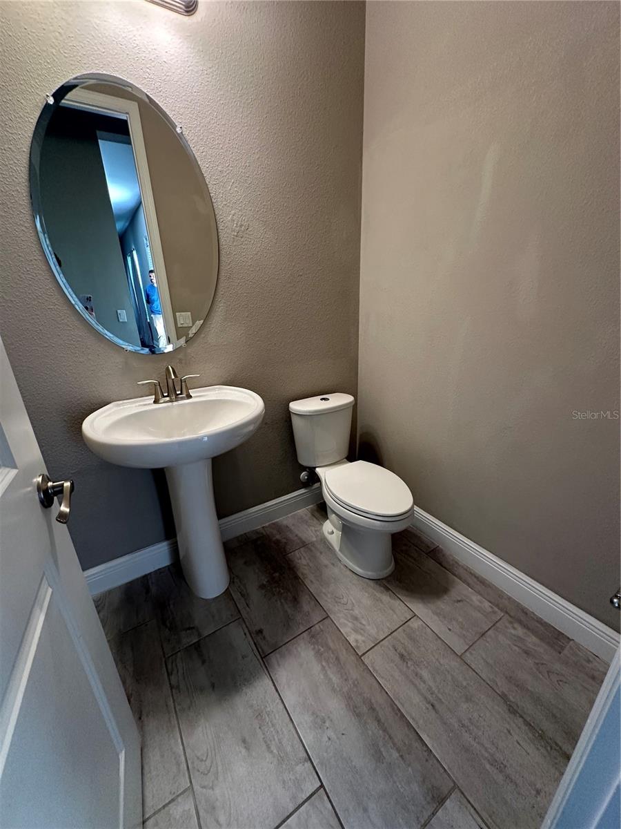 WINDERMERE TRAILS - Residential Lease