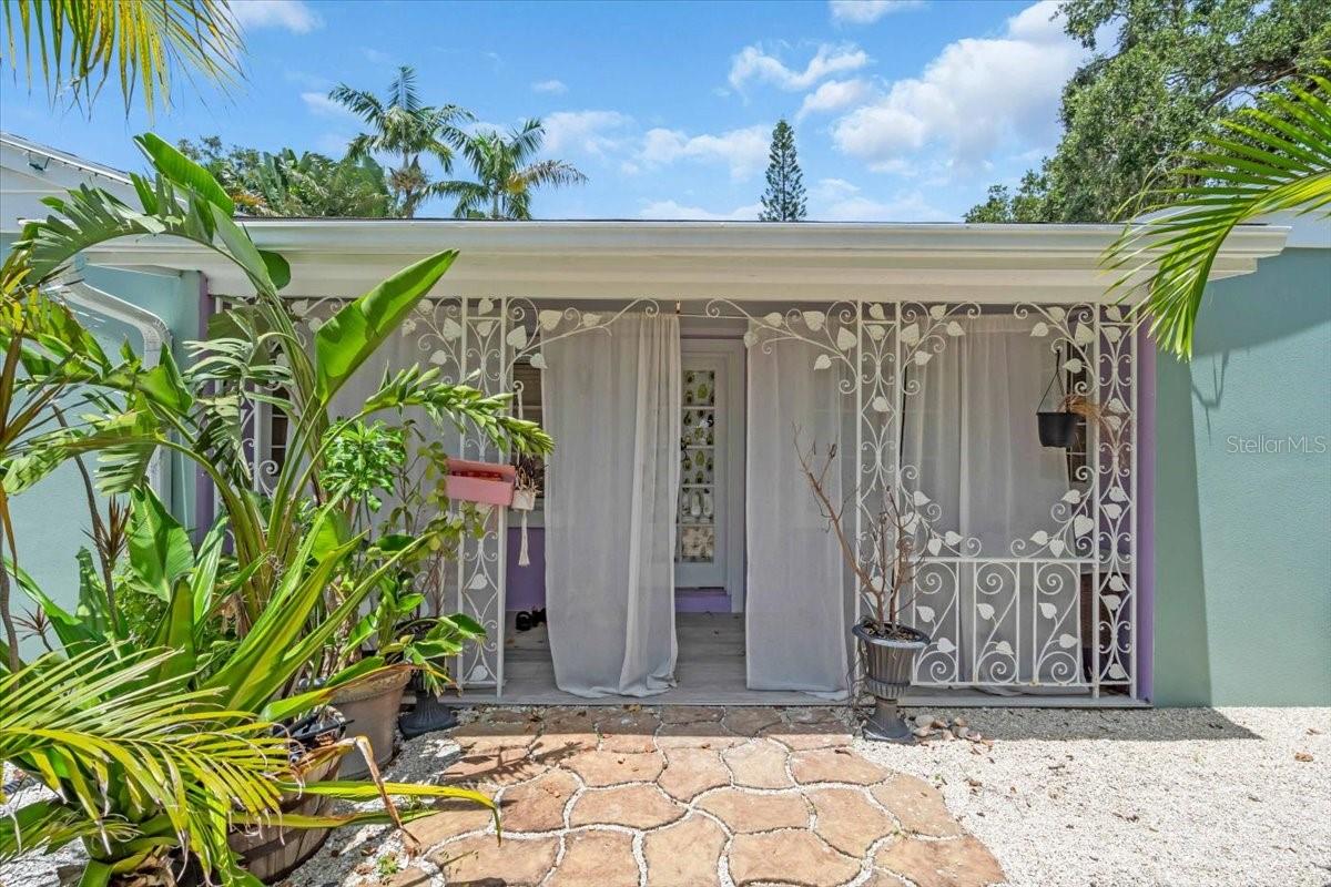 BAYVIEW - Residential Income