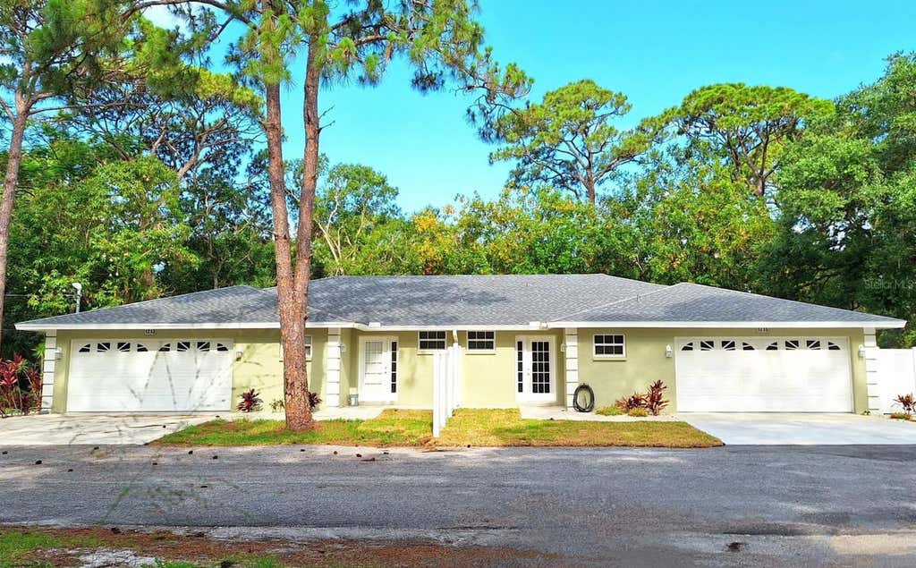 Photo of 1213 Benedict Court, Sarasota, FL 34237 (MLS # TB8541085)