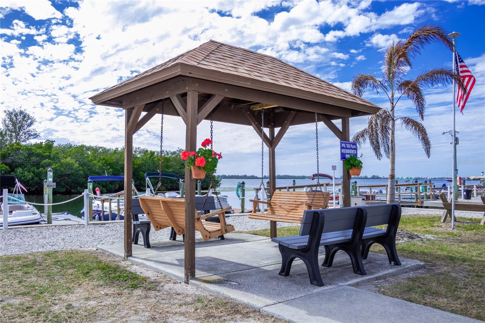 PARADISE BAY ESTATES CO-OP - Residential