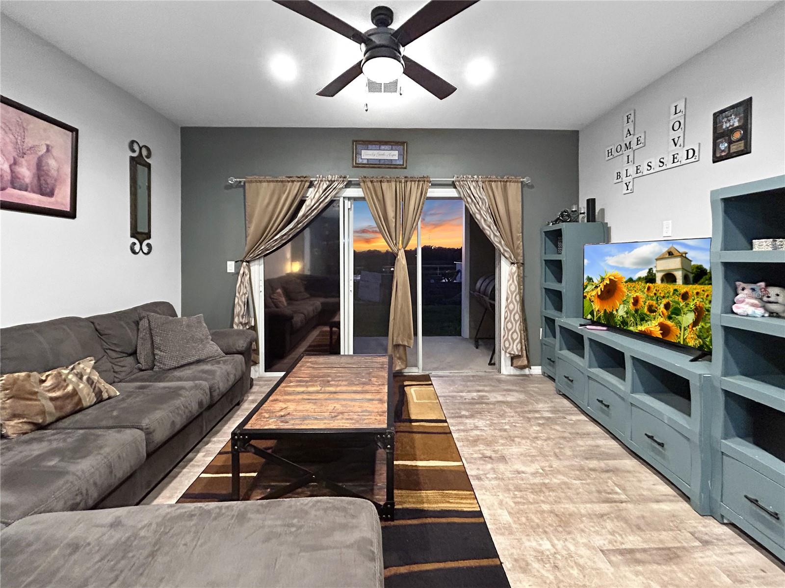 MASCOTTE SUNSET HEIGHTS - Residential