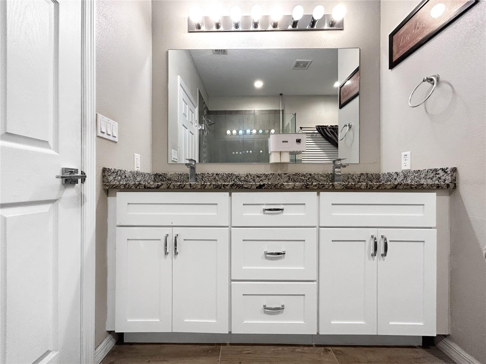 MASCOTTE SUNSET HEIGHTS - Residential