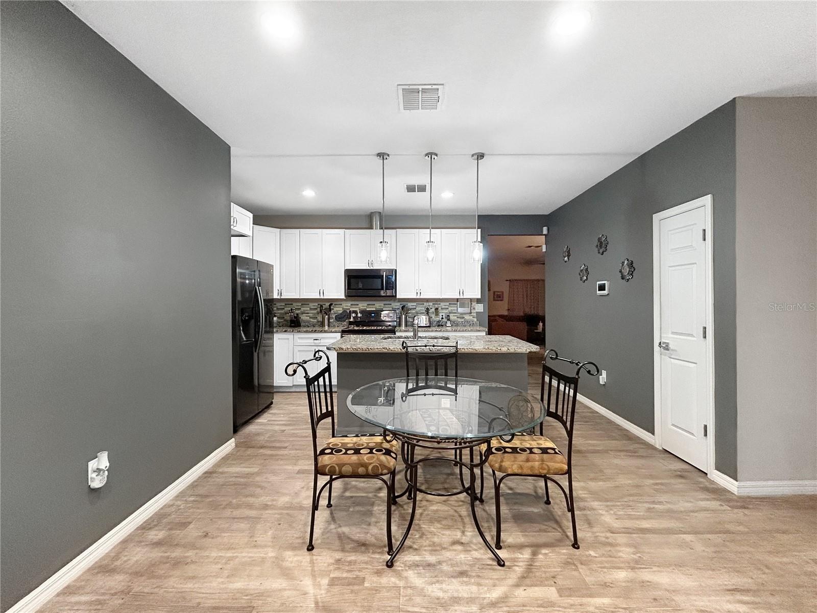 MASCOTTE SUNSET HEIGHTS - Residential