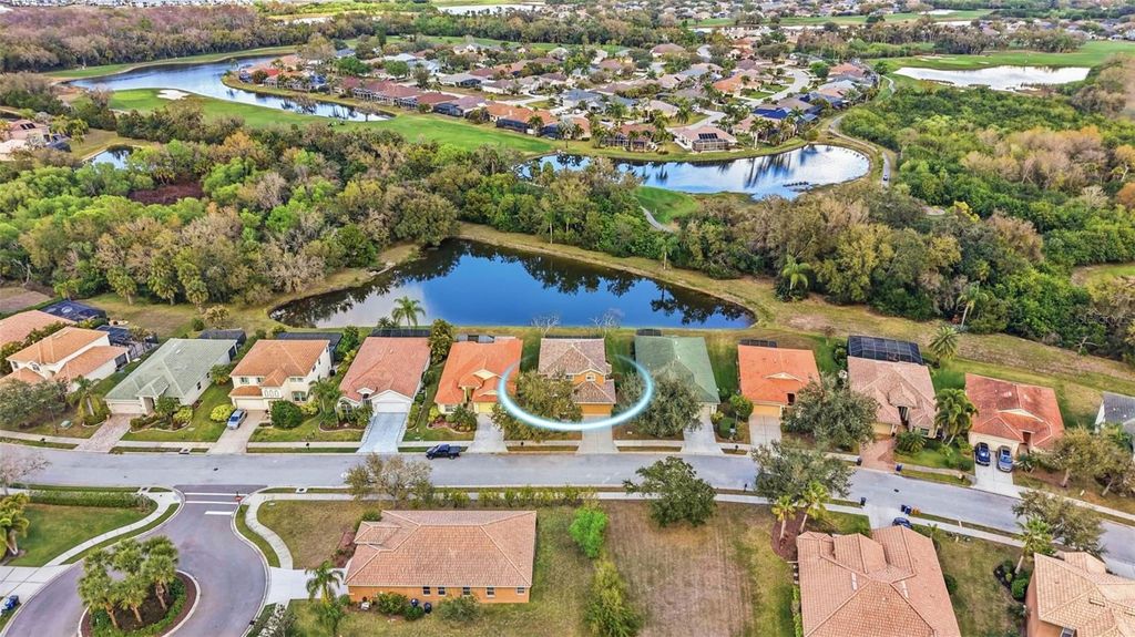 Photo of 8725 Stone Harbour Loop, Bradenton, FL 34212 (MLS # A4684657)