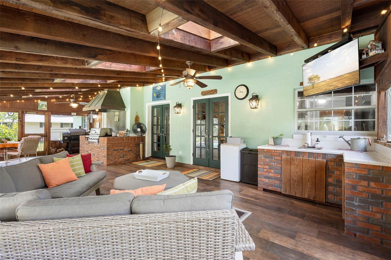 PICCIOLA HIGHLAND ESTATES - Residential